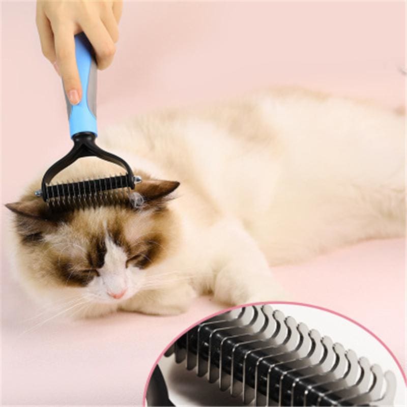 Magic Brush™ – Removes Hair in One Move!
